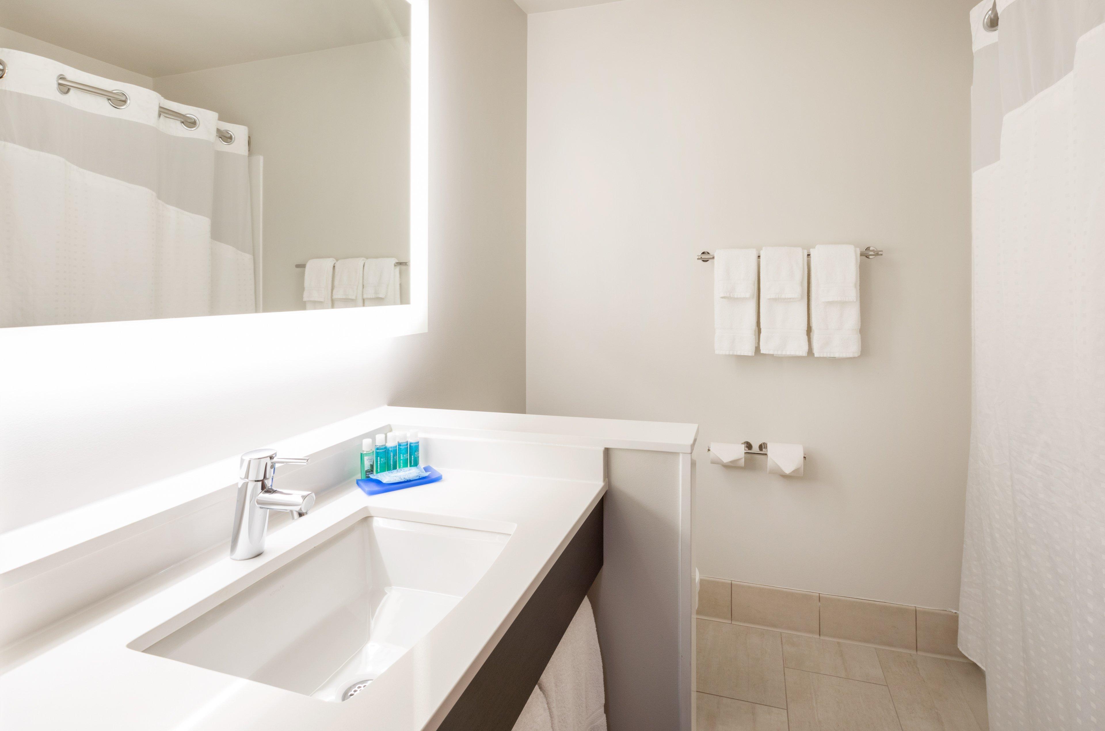 Holiday Inn Express Hotel & Suites Minneapolis-Downtown Convention Center By Ihg Екстериор снимка