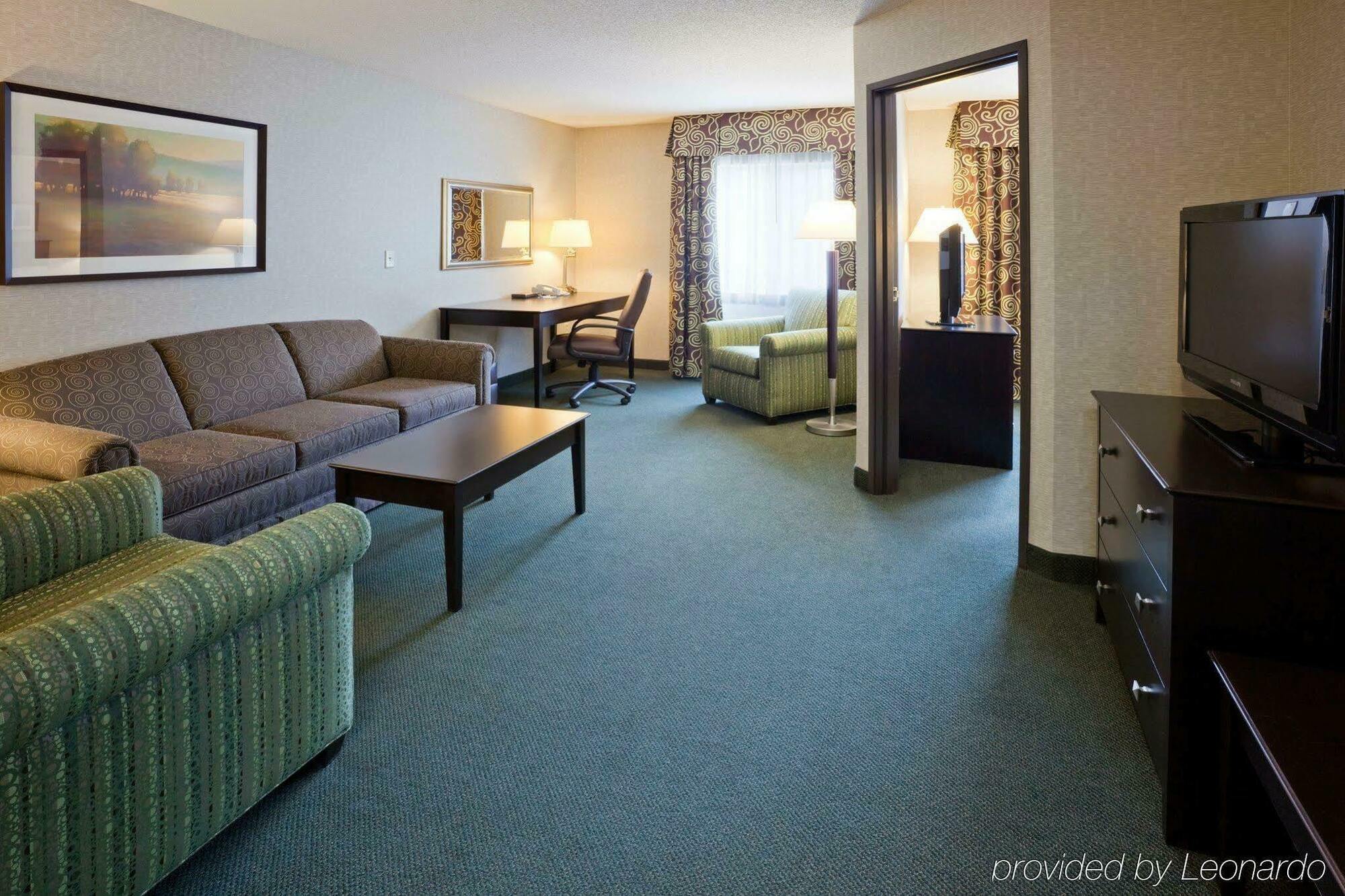 Holiday Inn Express Hotel & Suites Minneapolis-Downtown Convention Center By Ihg Екстериор снимка